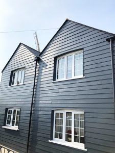 Anthracite grey Hardieplank cladding